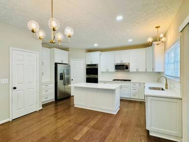 Main picture of 52 Lightfoot Dr