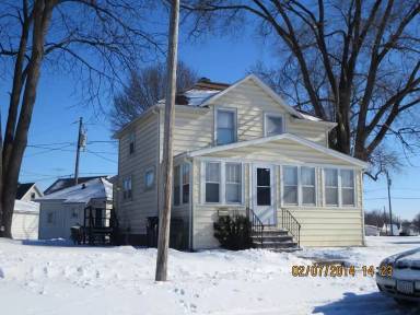 Main picture of 531 Sullivan Ave