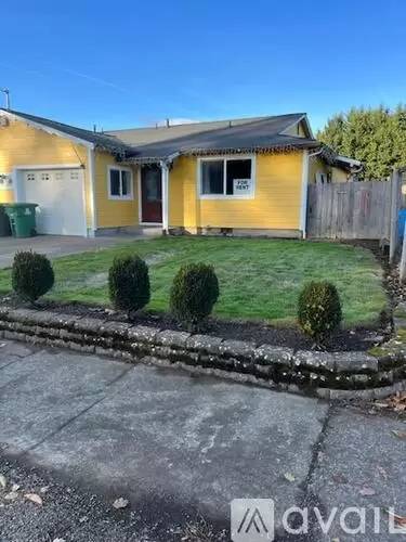 Main picture of 635 W Marquam St
