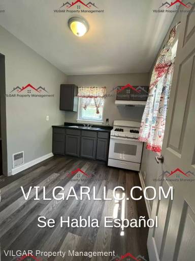Main picture of 4349 Pennsylvania St