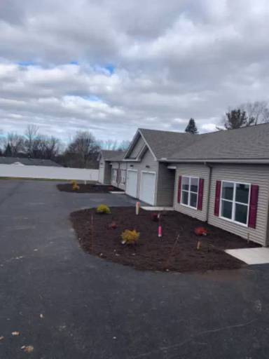 Main picture of 456 Westside Dr