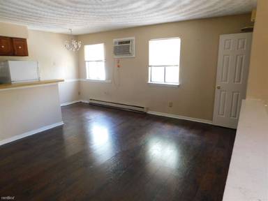 Main picture of Ashlawn Apartments
