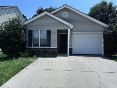 Main picture of 13425 Warren Dr