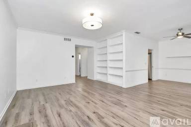 Main picture of 5937 Quail Hollow Rd