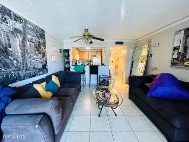 Main picture of 4324 NW 9th Ave