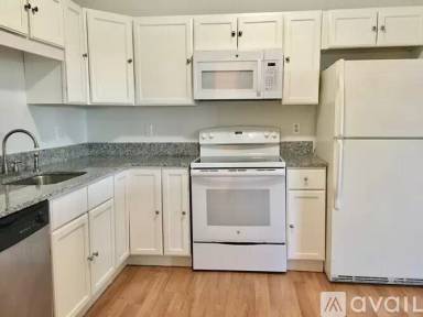 Main picture of Cove 200