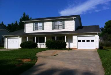 Main picture of 105B Heatherbrook Ct