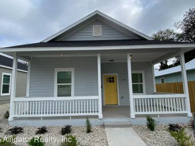 Main picture of 427 NW 2nd St