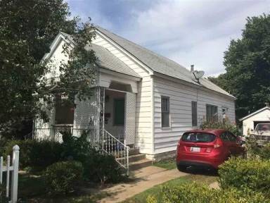 Main picture of 1606 W James Ave