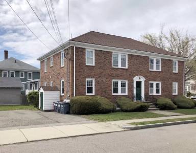 Main picture of 108 Bromfield St