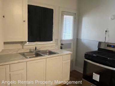 Main picture of 613 N Jefferson St