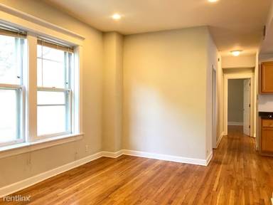 Main picture of 1505 N Hoyne Ave