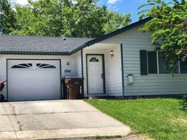 Main picture of 2931 SW 31st St