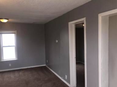 Main picture of 612 Pettibone Ave NW