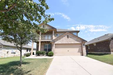 Main picture of 5865 Stanford Dr