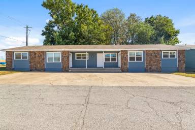 Main picture of Deane Street Apartments