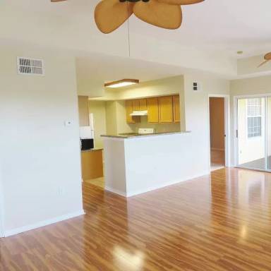 Main picture of 2950 Viscaya Pl