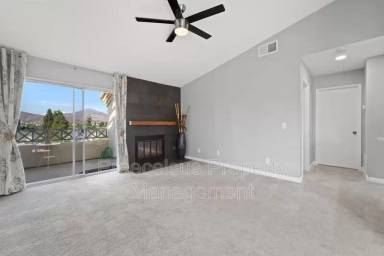 Main picture of 2035 Lakeridge Cir