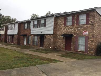 Main picture of 56 Colonial Dr. - B