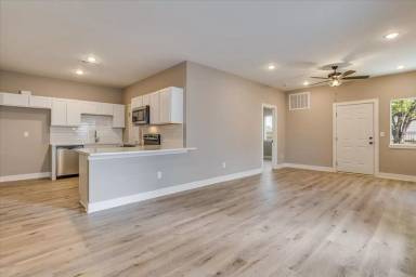 Main picture of 5564 N Sandkey Ct