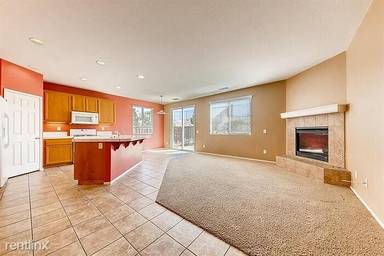 Main picture of 31853 Browning St