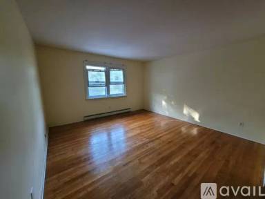 Main picture of 56 Wakelee Ave