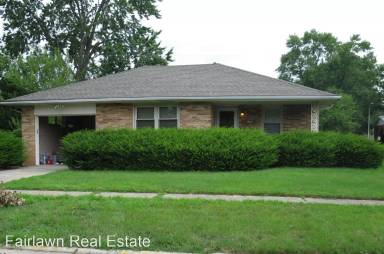 Main picture of 1204 E Mumford Dr