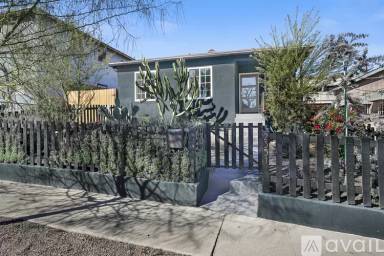 Main picture of 2351 Altman St