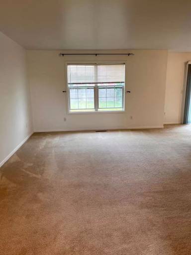 Main picture of 102 Virginia Way