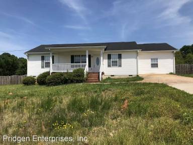 Main picture of 3284 Highway 72 W