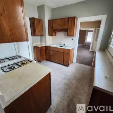 Main picture of 1610 S Bedford Ave