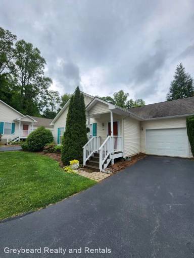 Main picture of 3B Bent Grass Ct