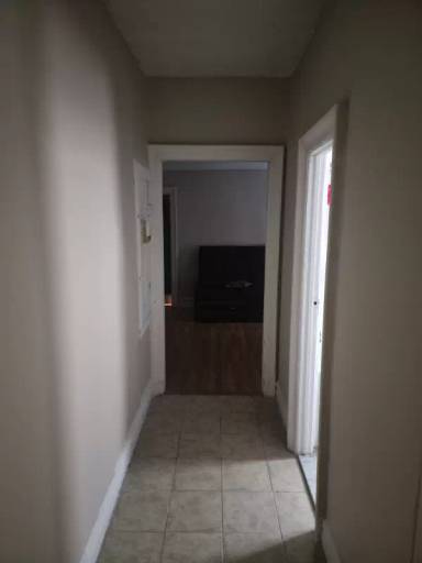 Main picture of 5 Gardner Ave