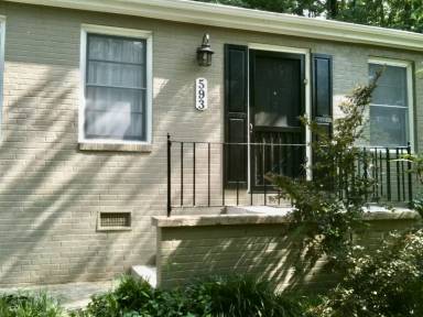 Main picture of 585 Highland Ave