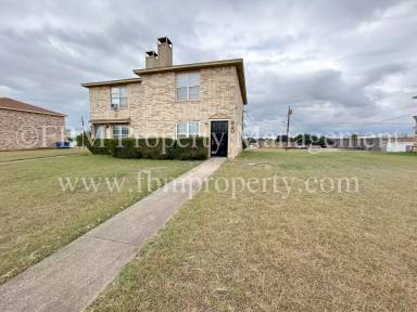 Main picture of 816 Red Bud Dr