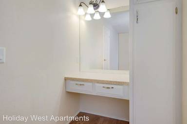 Main picture of Holiday West Apartments