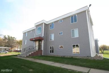 Main picture of 300 6th St SW