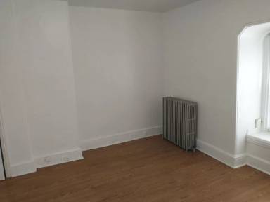 Main picture of 545 E High St