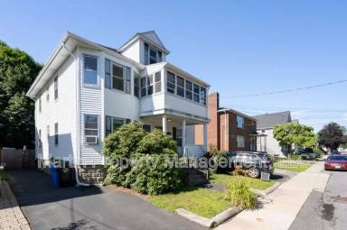 Main picture of 27 Grant Ave