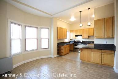 Main picture of 494 27th Ave
