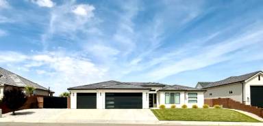 Main picture of 6264 S Sonic Dr