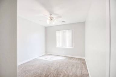 Main picture of 1360 E Hummingbird Ct