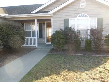 Main picture of 1004 Dunraven Ct