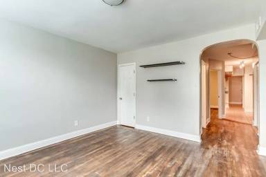 Main picture of 1251 Meigs Pl NE