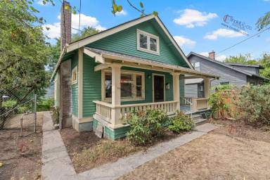 Main picture of 6846 N Willamette Blvd