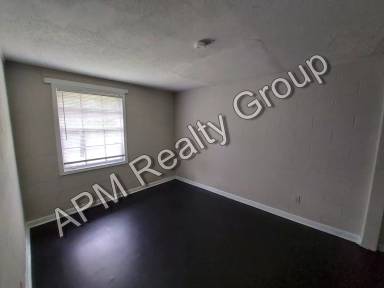 Main picture of 2710 Howell Ct