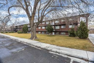 Main picture of 111 S 1000 E