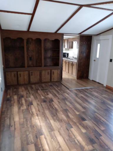 Main picture of 423 Golden Acres Dr