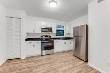 Main picture of 119 Thomasson Ave