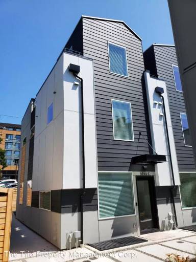 Main picture of 5240A - D Brooklyn Ave NE